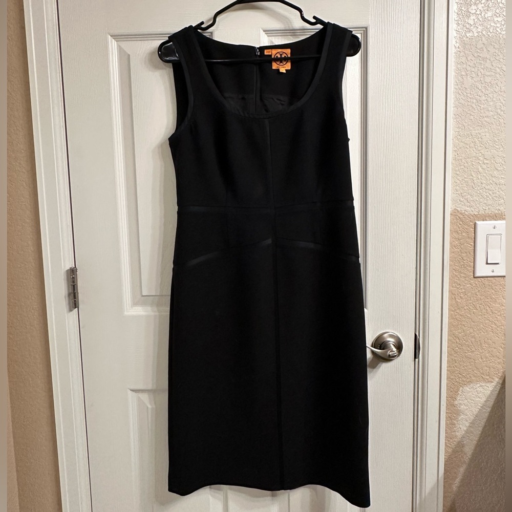 Tory Burch | fitted office wear dress